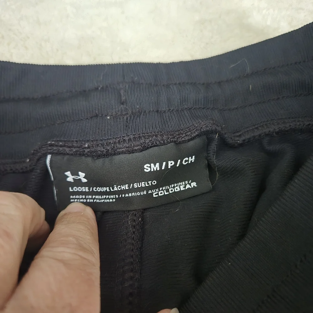 Under Armour Black Pants - Picture 4 of 11